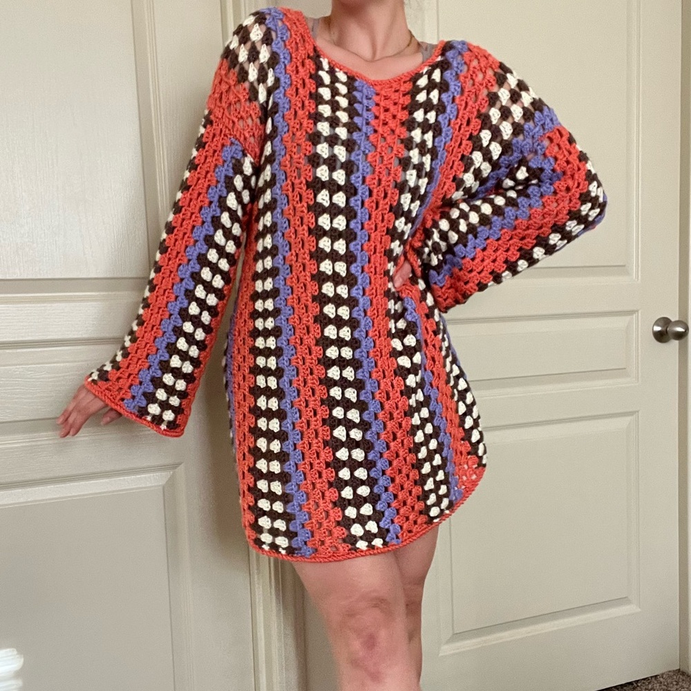 Taylor Swift crochet dress